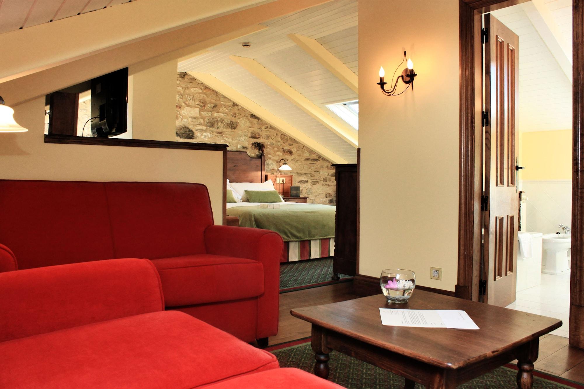 Hotel Virxe Da Cerca By Pousadas De Compostela Сантьяго-де-Компостела Екстер'єр фото