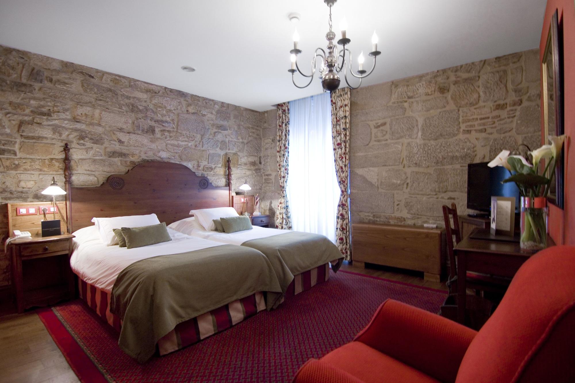 Hotel Virxe Da Cerca By Pousadas De Compostela Сантьяго-де-Компостела Екстер'єр фото