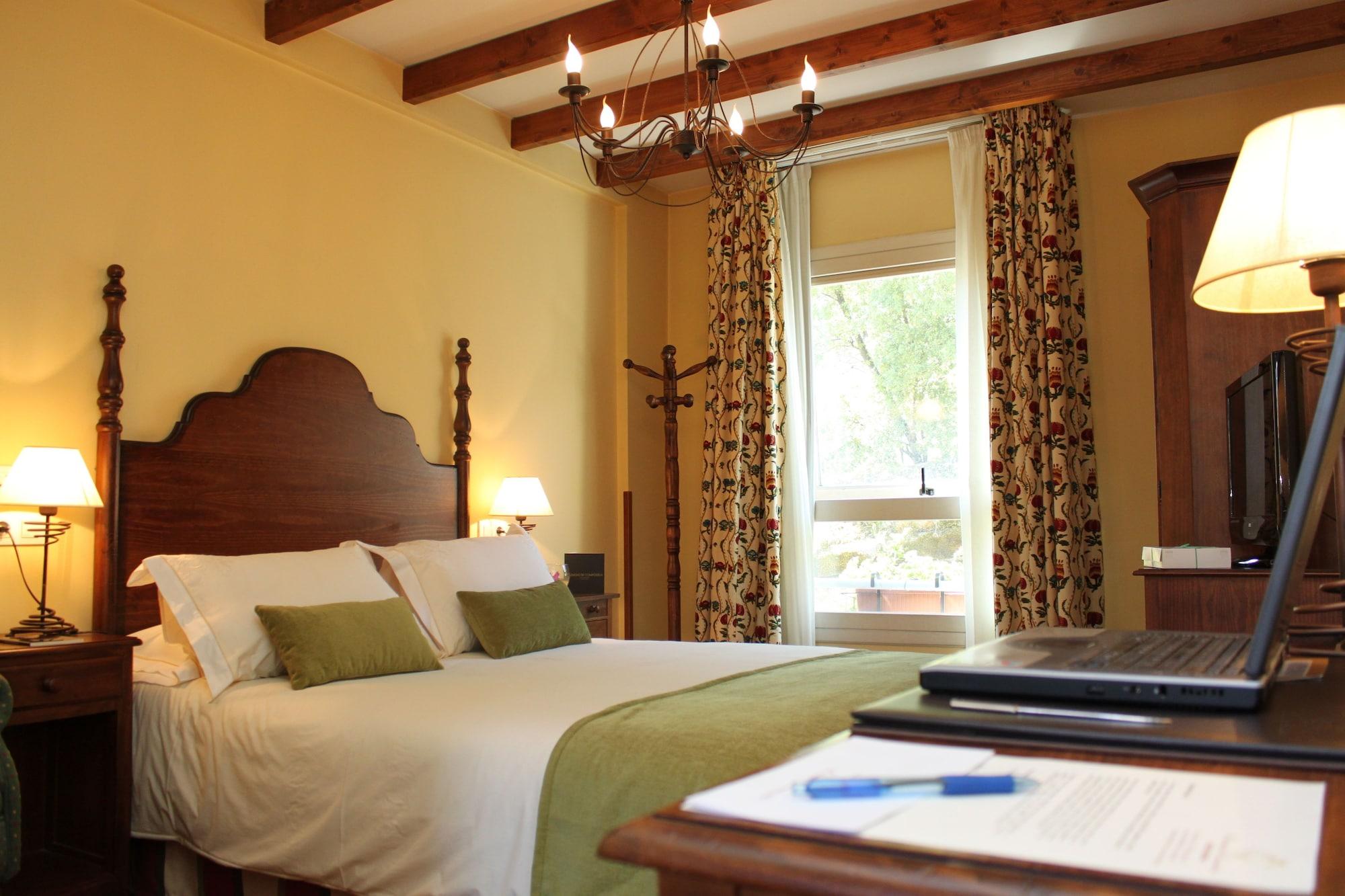 Hotel Virxe Da Cerca By Pousadas De Compostela Сантьяго-де-Компостела Екстер'єр фото