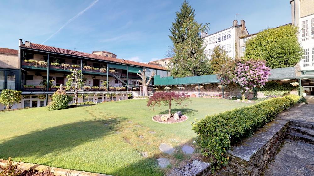 Hotel Virxe Da Cerca By Pousadas De Compostela Сантьяго-де-Компостела Екстер'єр фото