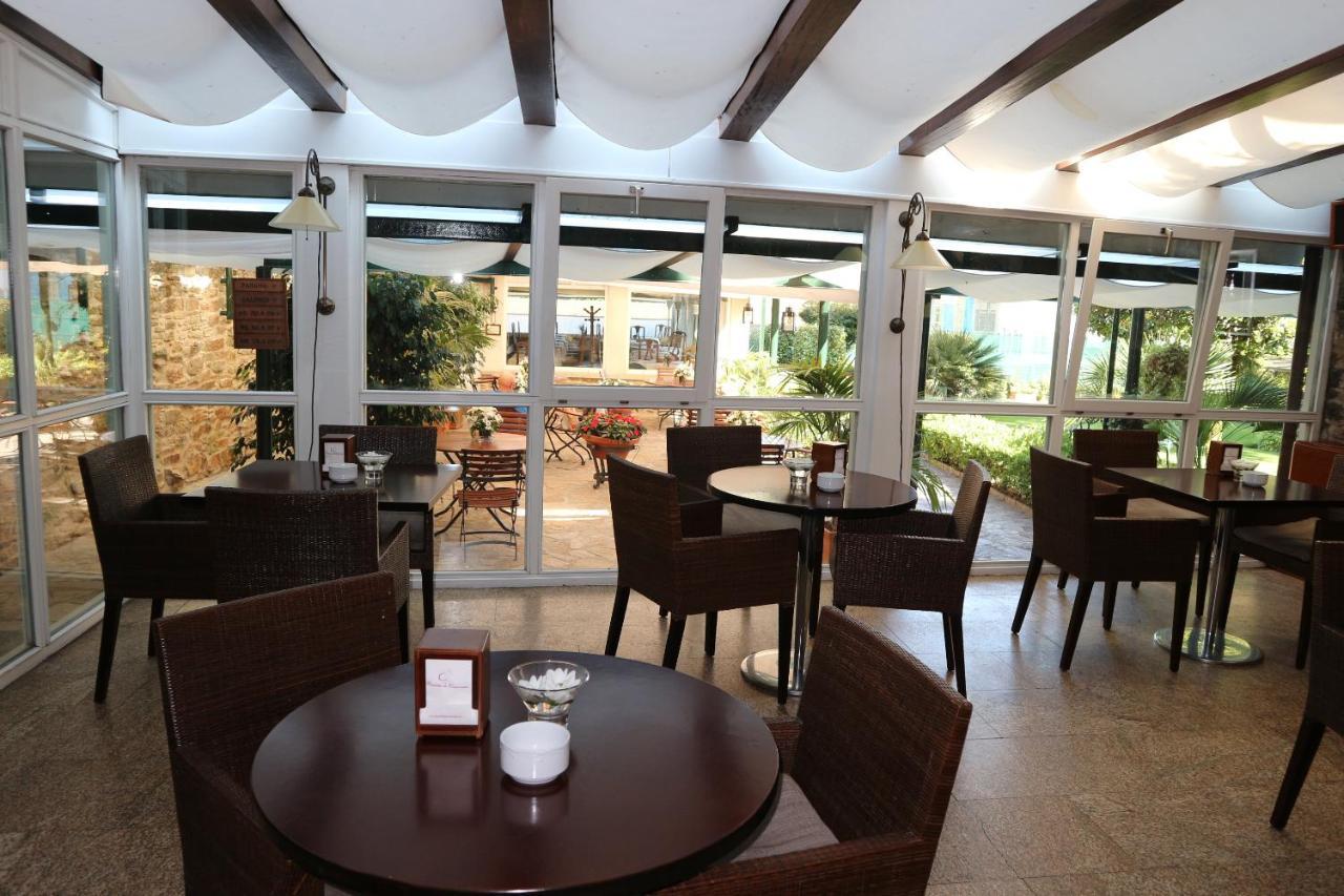 Hotel Virxe Da Cerca By Pousadas De Compostela Сантьяго-де-Компостела Екстер'єр фото
